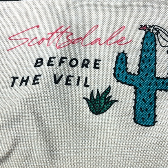 5for$10 Scottsdale Before The Veil Cowboy Canvas Makeup Cosmetics Bag 10x8 NWT - Picture 2 of 4